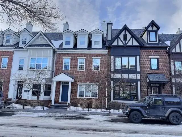 4 Bedroom Townhouse Calgary AB 104179038