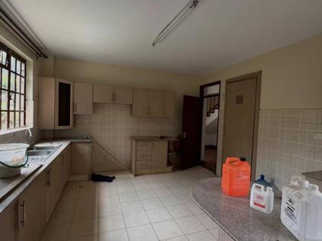 4 Bedroom Townhouse + DSQ