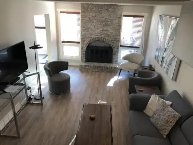 4 Bedroom Townhouse Edmonton AB 103030704