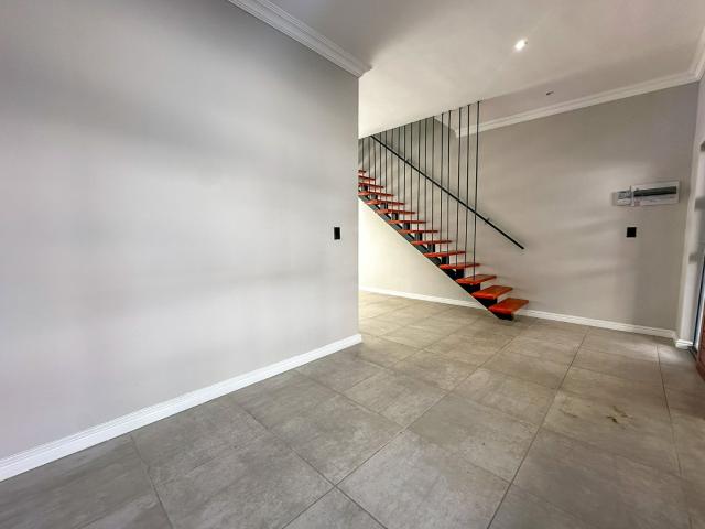 4 Bedroom Townhouse For Sale in Morningside