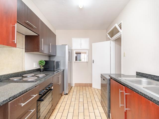 4 Bedroom Townhouse For Sale in Bramley Park