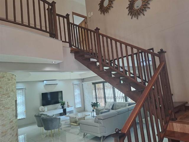 4 Bedroom Townhouse in Mt Edgecombe