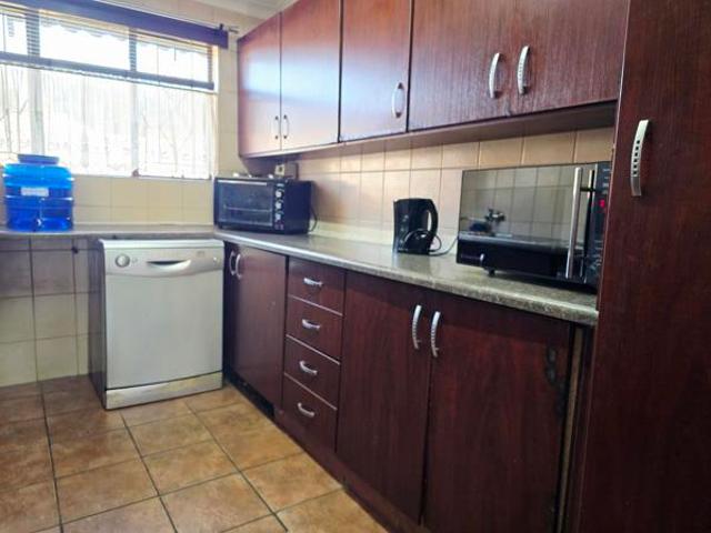 4 Bedroom Townhouse in Middelburg Central