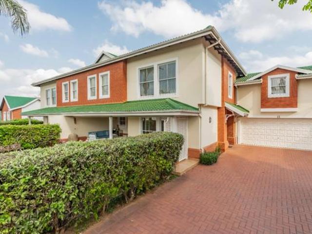 4 Bedroom Townhouse in Mount Edgecombe Country Club Estate