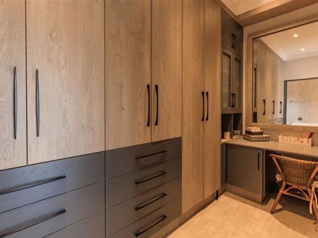 4 Bedroom Townhouse in Aviary Hill