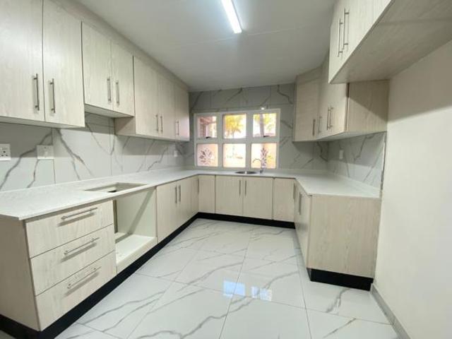 4 Bedroom Townhouse in Aviary Hill