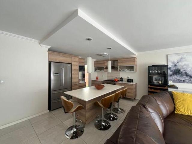 4 Bedroom Townhouse in Amorosa