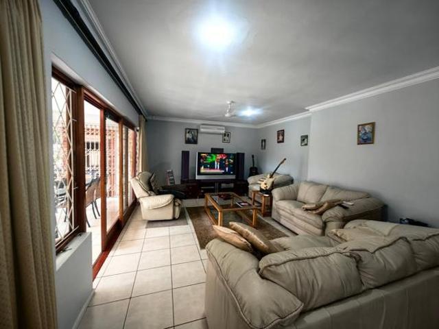 4 Bedroom Townhouse in Ballito Central