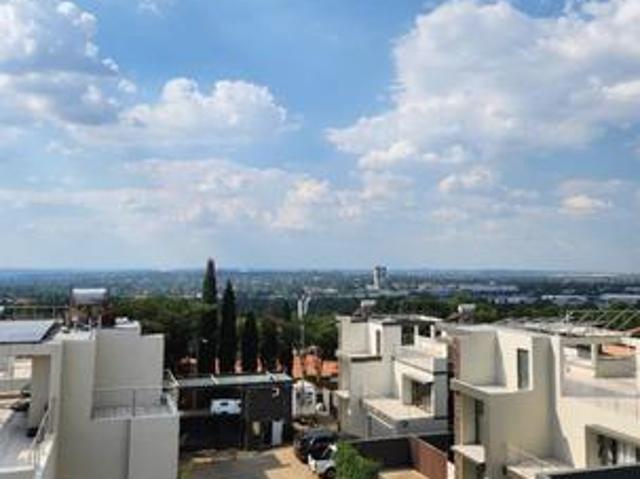 4 bedroom townhouse in bedfordview.