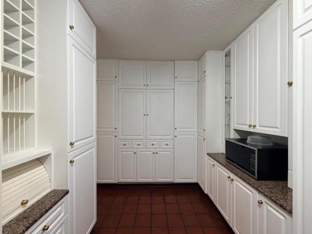 4 Bedroom Townhouse in Belgravia