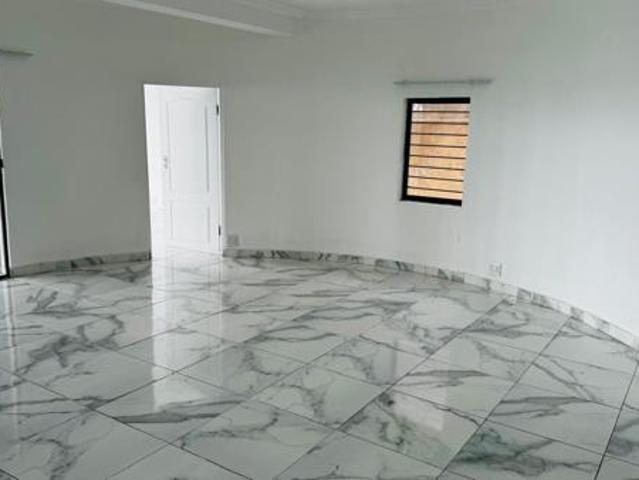 4 Bedroom Townhouse in Bluff