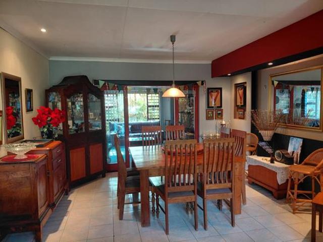 4 Bedroom Townhouse in Cambridge West