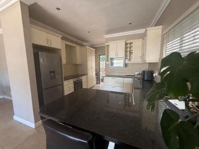4 Bedroom Townhouse in Durban North