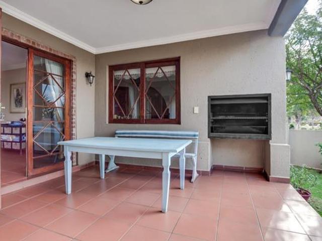 4 Bedroom Townhouse in Eagle Canyon Golf Estate