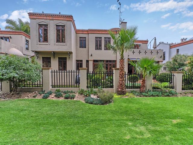 4 Bedroom Townhouse in Eagle Canyon Golf Estate