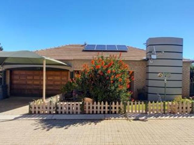4 Bedroom Townhouse in Fochville