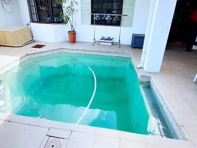 4 Bedroom Townhouse in Glen Hills