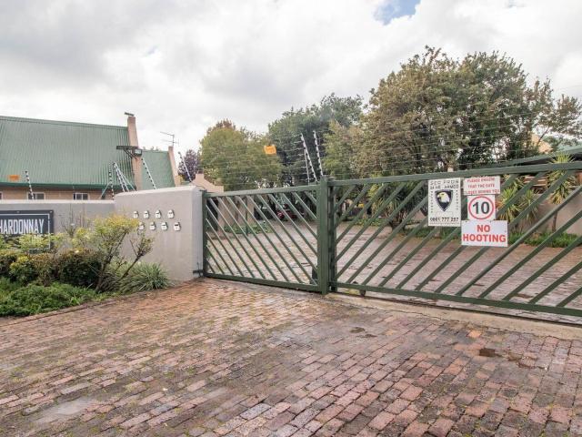 4 Bedroom Townhouse in Glen Marais