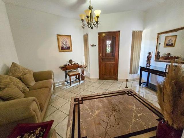 4 Bedroom Townhouse in Helikon Park