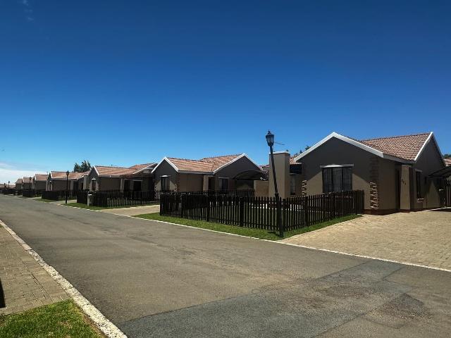 4 Bedroom Townhouse in Hillside