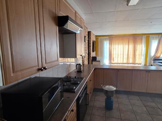 4 Bedroom Townhouse in Kannoniers Park