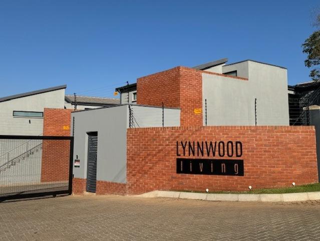 4 Bedroom Townhouse in Lynnwood