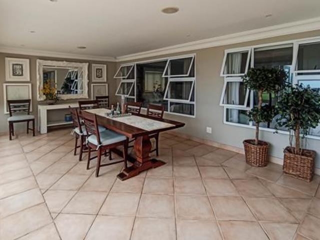 4 Bedroom Townhouse in La Lucia