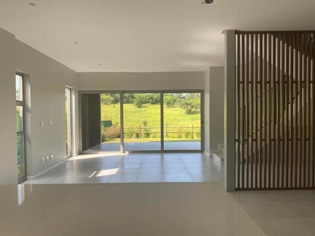 4 Bedroom Townhouse in Palm Lakes Estate