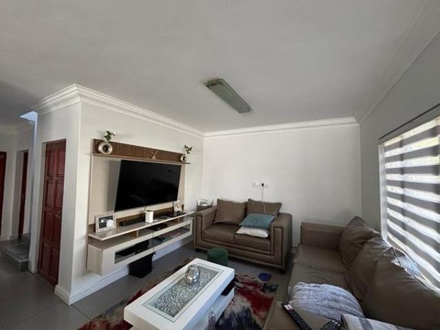 4 Bedroom Townhouse in Radiokop