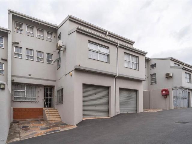 4 Bedroom Townhouse in Reservoir Hills