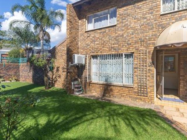 4 Bedroom Townhouse in Sterpark