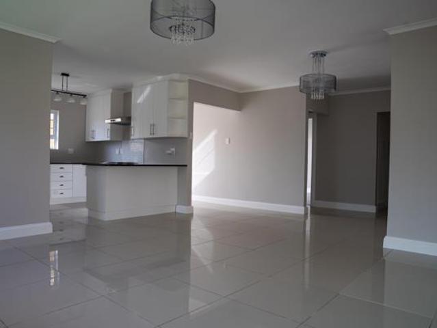 4 Bedroom Townhouse in Summerstrand