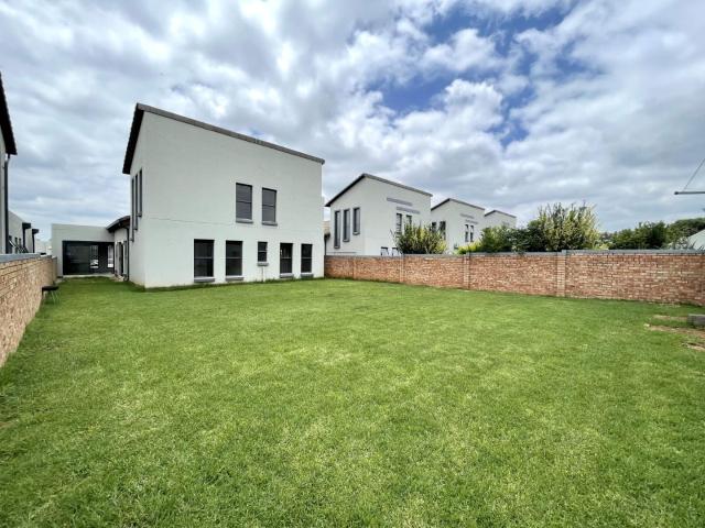 4 Bedroom Townhouse in Summerset