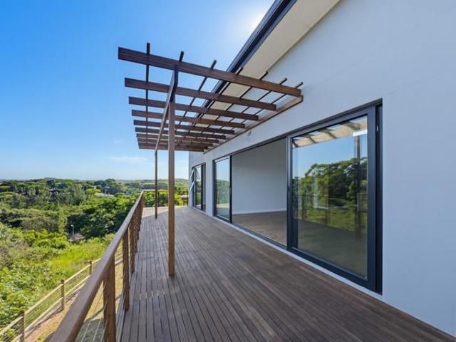 4 Bedroom Townhouse in Salt Rock