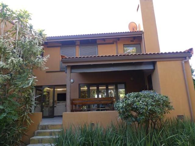 4 Bedroom Townhouse in San Lameer