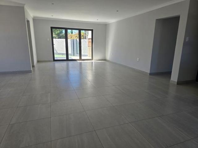 4 Bedroom Townhouse in Secunda