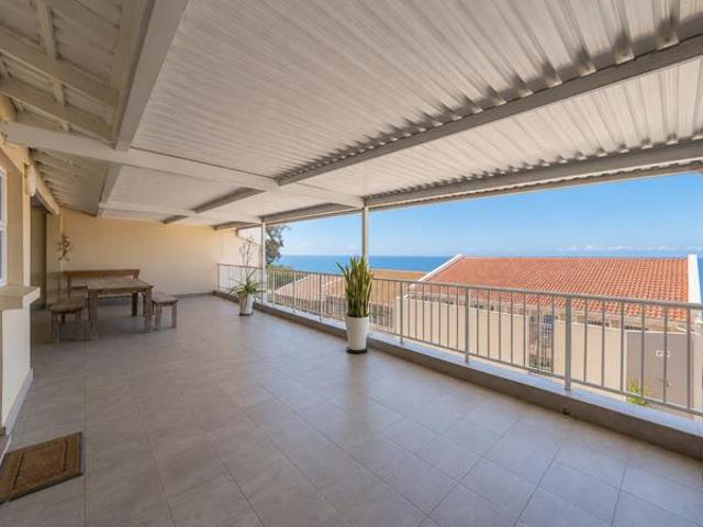 4 Bedroom Townhouse in Shakas Rock