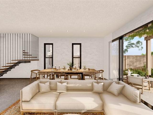 4 Bedroom Townhouse in Sheffield Beach