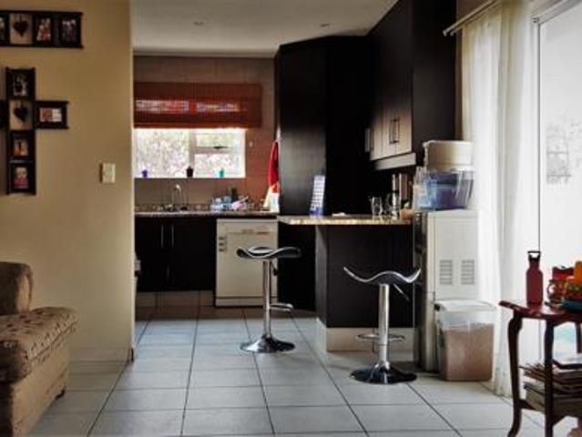 4 Bedroom Townhouse in Sonheuwel