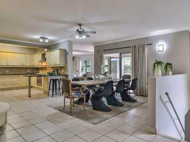 4 Bedroom Townhouse in Southbroom