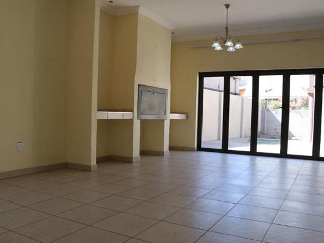 4 Bedroom Townhouse in Three Rivers East