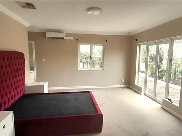 4 Bedroom Townhouse in Umhlanga Rocks