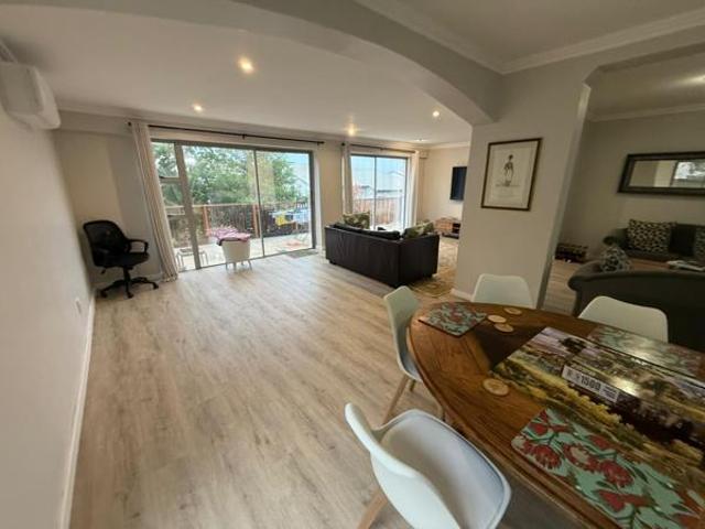 4 Bedroom Townhouse in Umhlanga Rocks