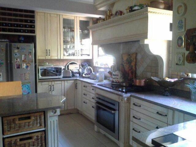 4 Bedroom Townhouse in Vanderbijlpark SW5