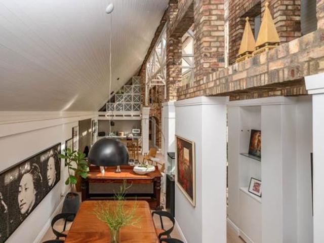 4 Bedroom Townhouse in Walmer