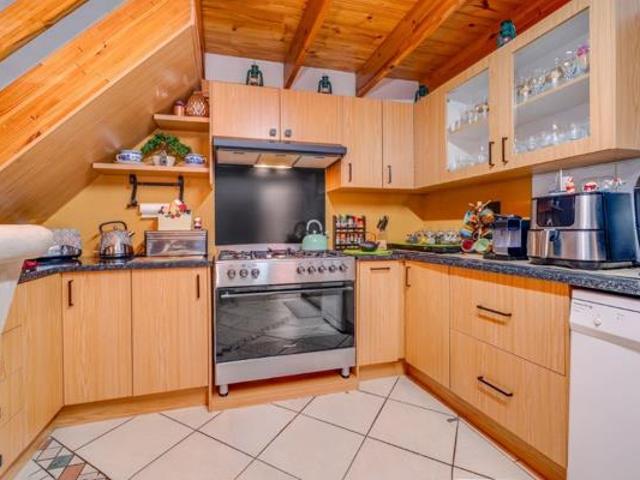 4 Bedroom Townhouse in Weltevreden Park