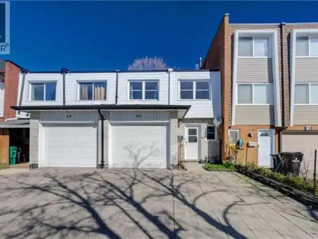 4 Bedroom Townhouse Kitchener ON 101556232