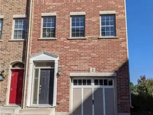 4 Bedroom Townhouse Kitchener ON 103840306
