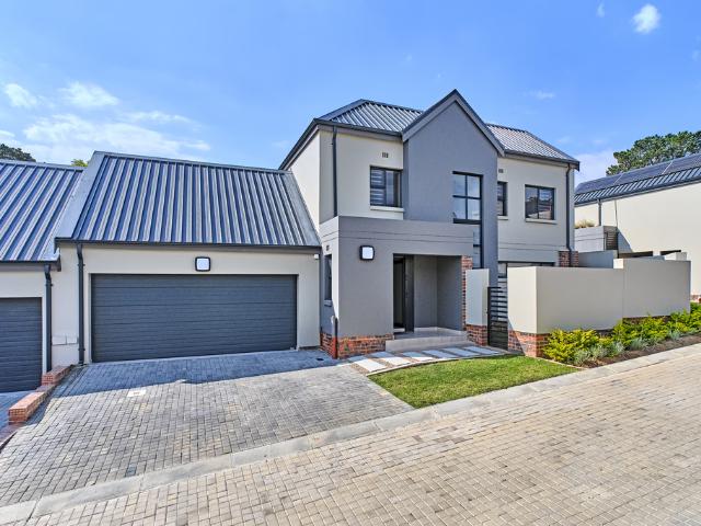 4 Bedroom Townhouse Rented in Bryanston | Zareena Kara Properties