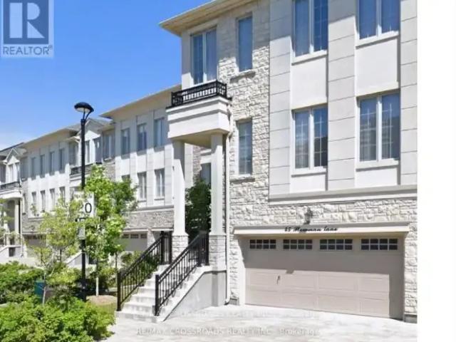 4 Bedroom Townhouse Richmond Hill ON 103695273